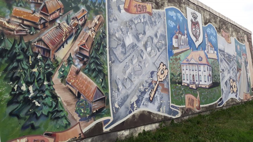 Odnawiamy mural z historią Choroszczy
